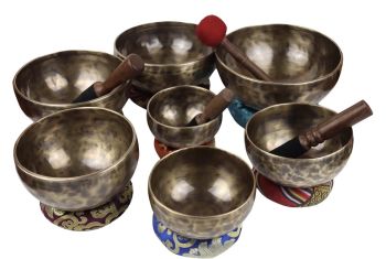7 Chakra Moon Singing Bowls set. 8” - 12” size  .For professional meditation 