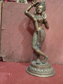 Maya Devi Statue