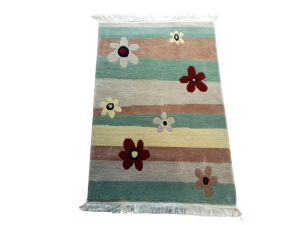 •	Handknotted Nepali Woolen Carpet for Your Home 60 Knots, 61 Cm x 91 Cm
