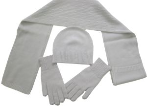 Pure  Cashmere  Cap ,scarf  and gloves  set-   Hand  Made  in  Nepal 