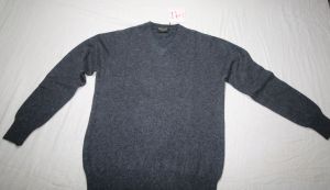 luxurious mens v-neck pure  cashmere sweater