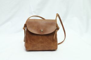 Small, Portable and Comfortable Brown Leather Messenger bags